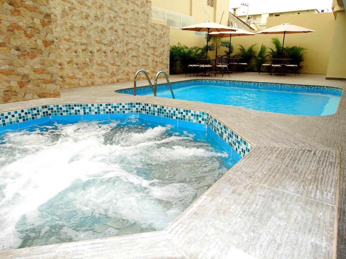 Hotel Marvento Suites Salinas  Buitenkant foto