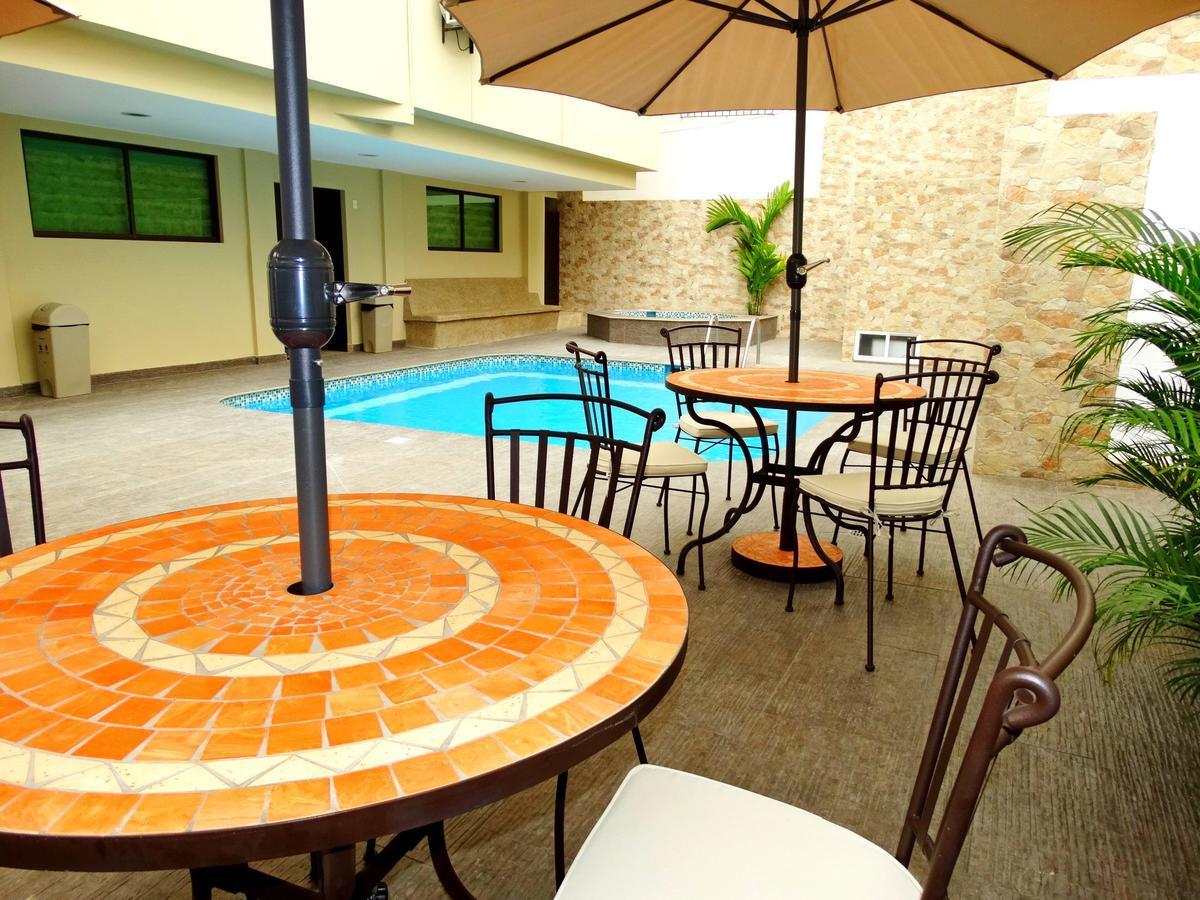 Hotel Marvento Suites Salinas  Buitenkant foto