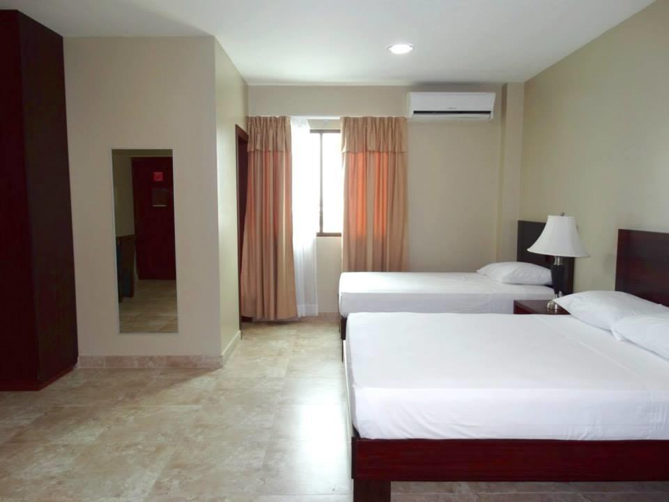 Hotel Marvento Suites Salinas  Buitenkant foto